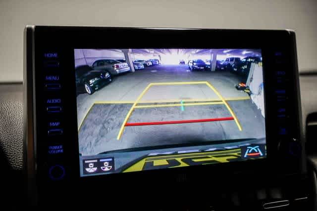 Thumbnail: 2022 Toyota RAV4 - 25