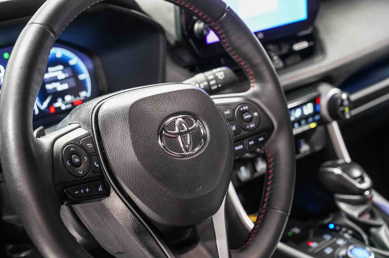 Thumbnail: 2024 Toyota RAV4 - 22