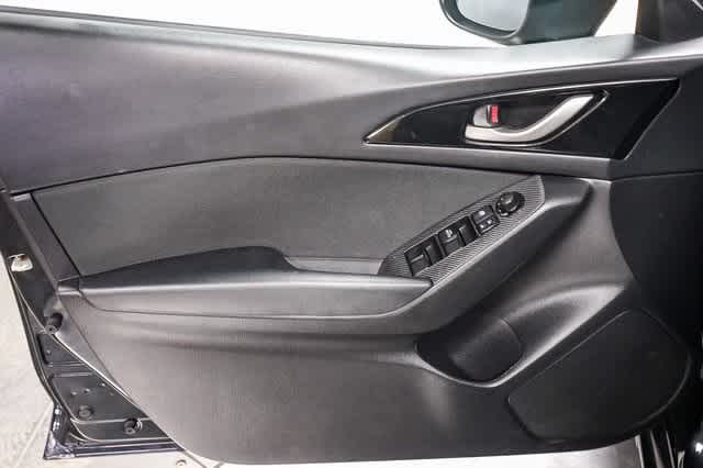 2016 Mazda Mazda3 i Sport 21