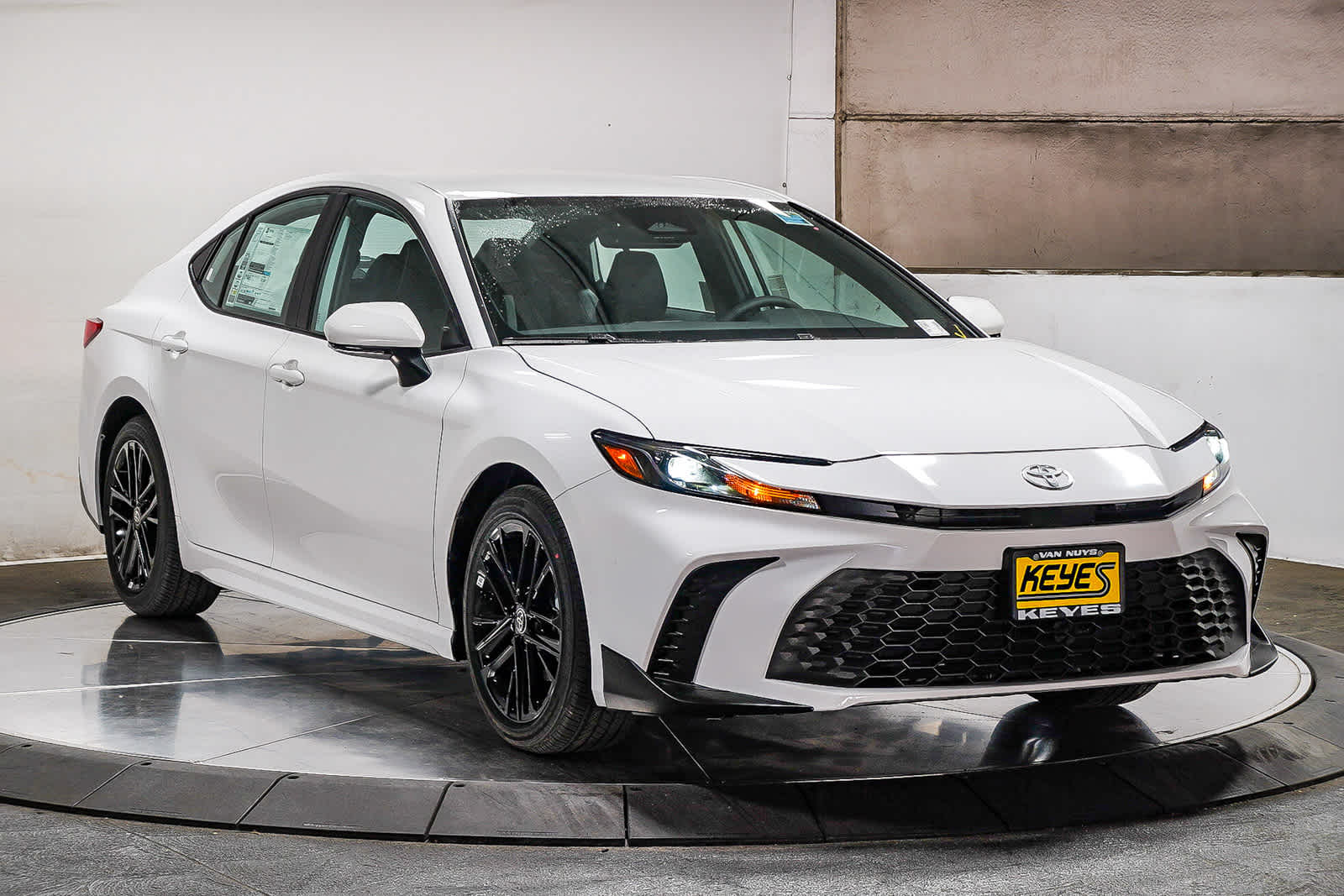 Thumbnail: 2026 Toyota Camry - 3