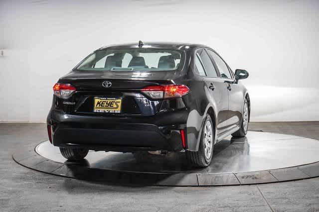 Thumbnail: 2022 Toyota Corolla - 5