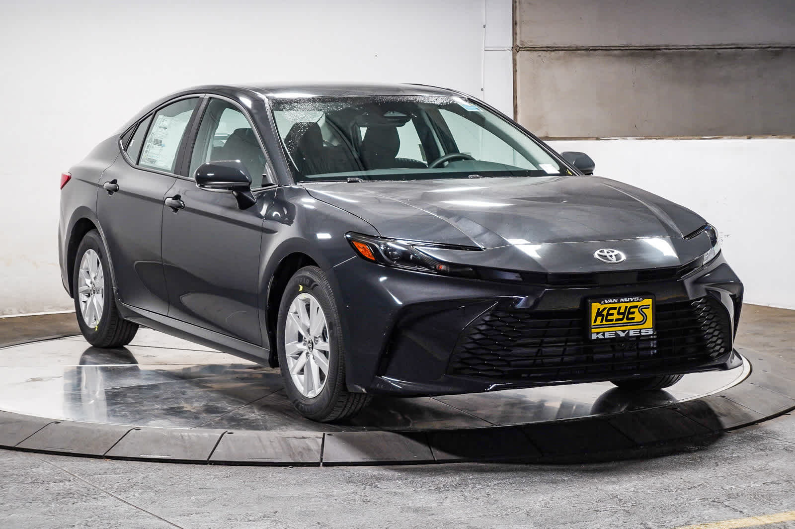 Thumbnail: 2026 Toyota Camry - 3