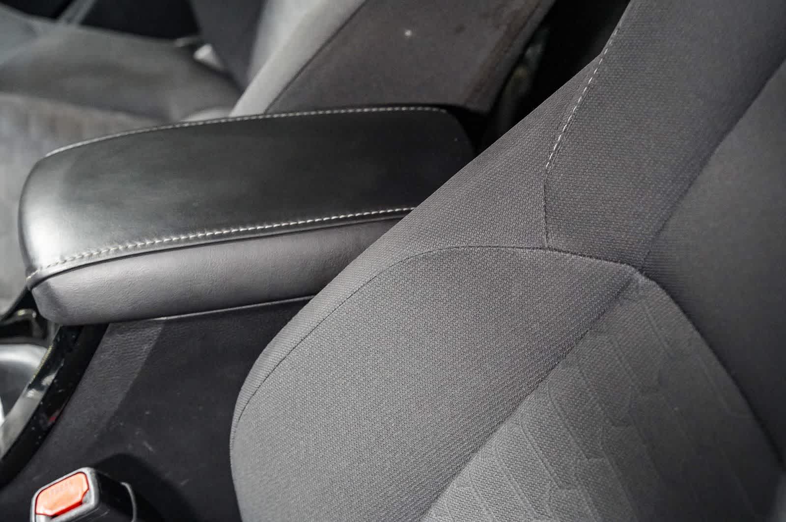 Thumbnail: 2019 Toyota Corolla - 20