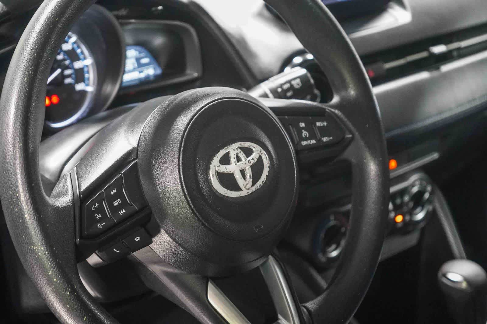 Thumbnail: 2020 Toyota Yaris - 21