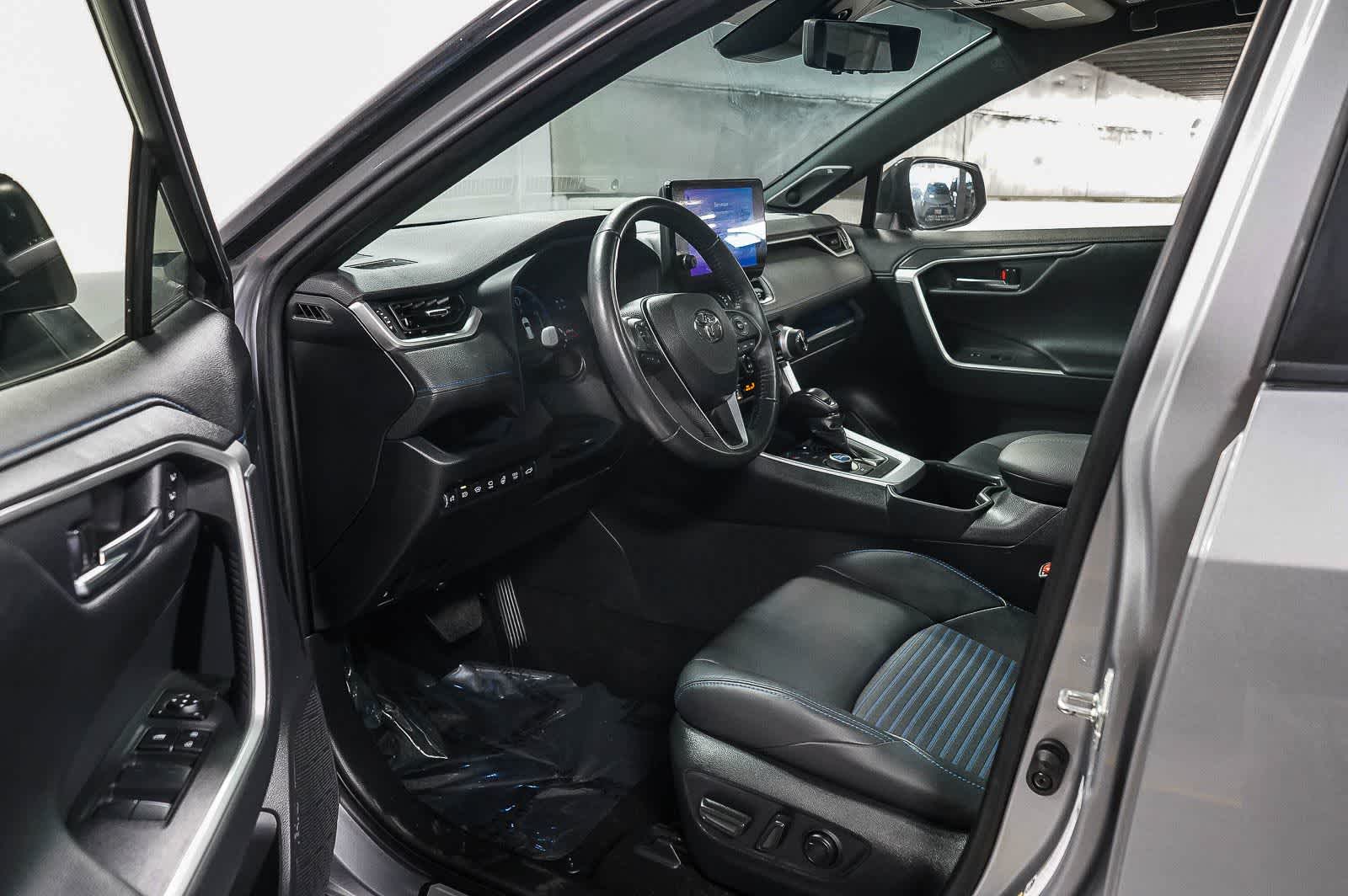 Thumbnail: 2024 Toyota RAV4 - 18