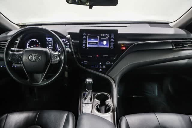 2022 Toyota Camry SE 13