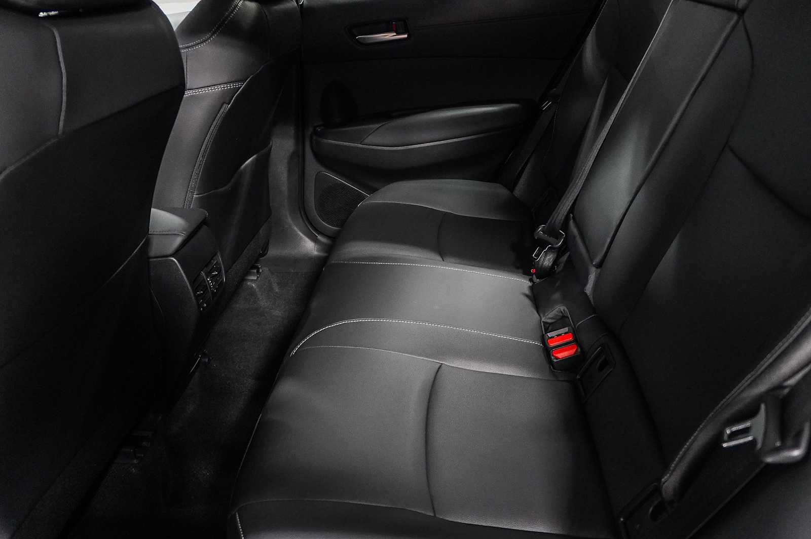 Thumbnail: 2025 Toyota Corolla Cross - 24