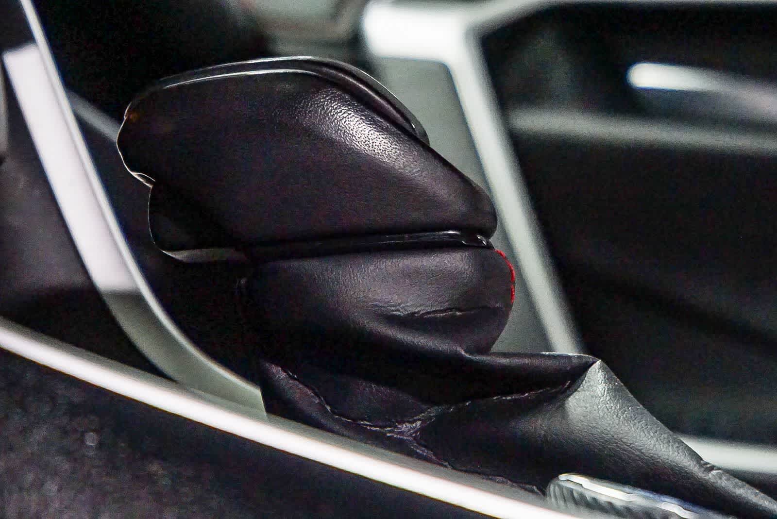 Thumbnail: 2023 Toyota RAV4 - 21