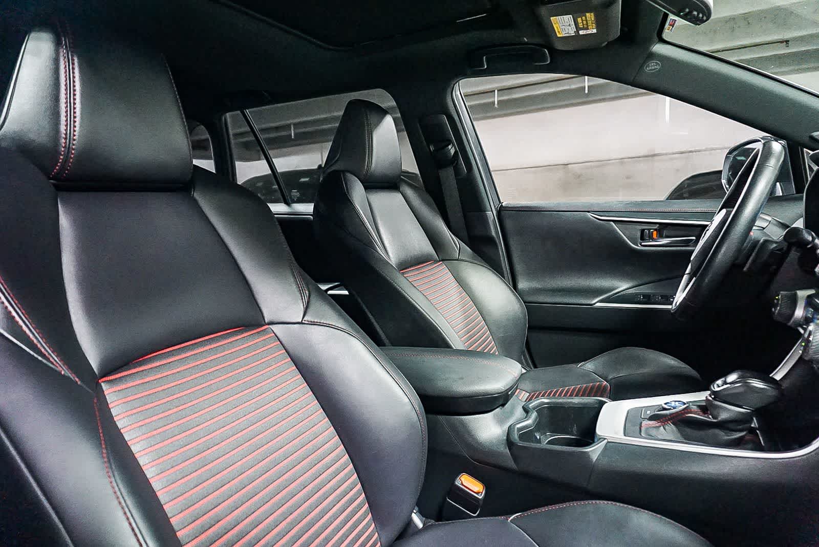 Thumbnail: 2023 Toyota RAV4 - 18