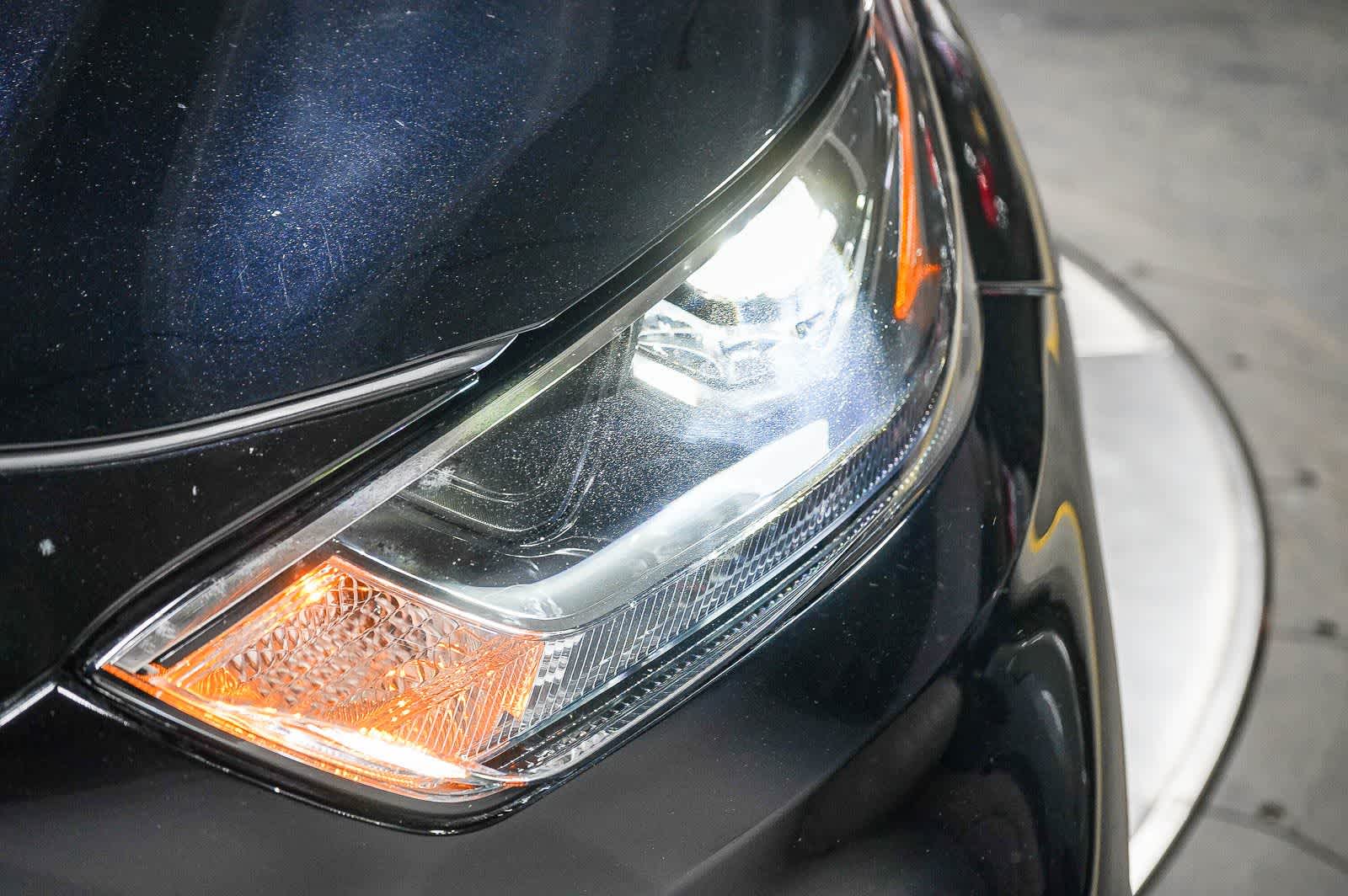 Thumbnail: 2023 Toyota Highlander - 7