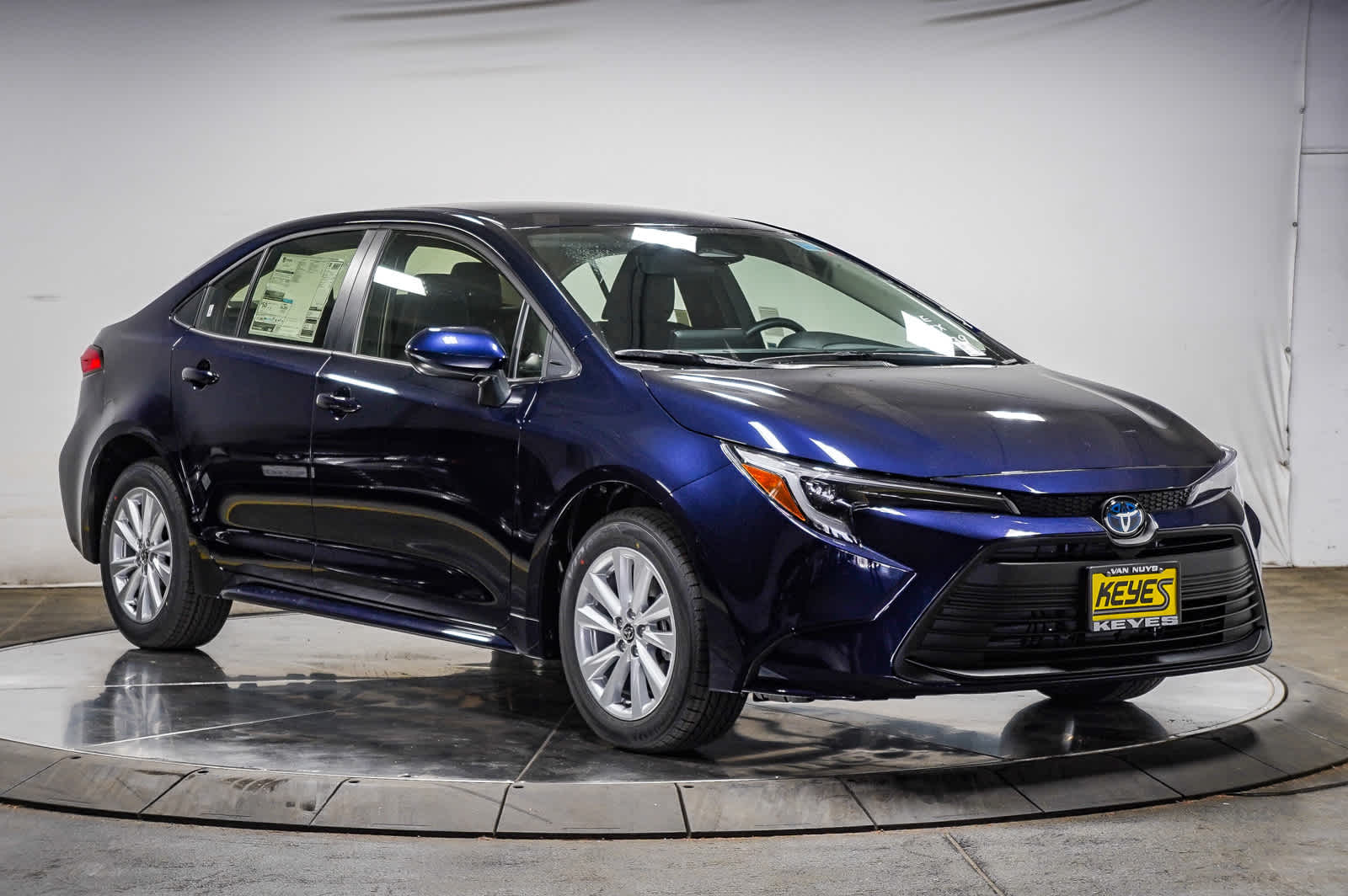 Thumbnail: 2025 Toyota Corolla - 5