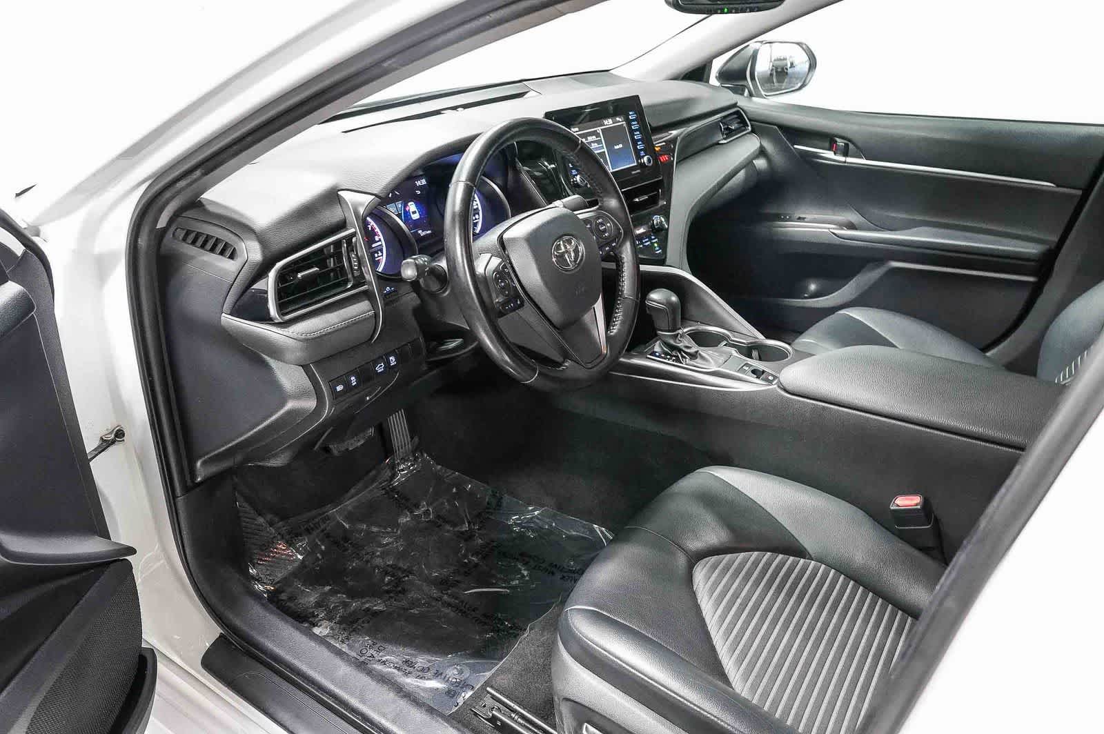 Thumbnail: 2021 Toyota Camry - 18