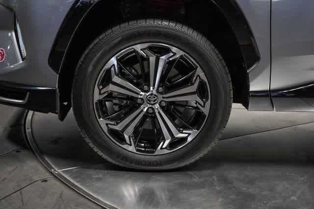 Thumbnail: 2024 Toyota RAV4 - 10