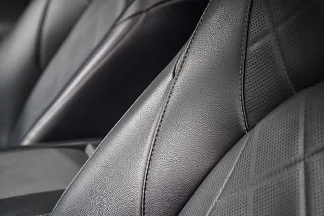 Thumbnail: 2022 Toyota Highlander - 21