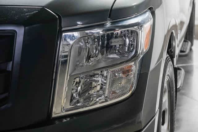 Thumbnail: 2021 Nissan Titan - 8