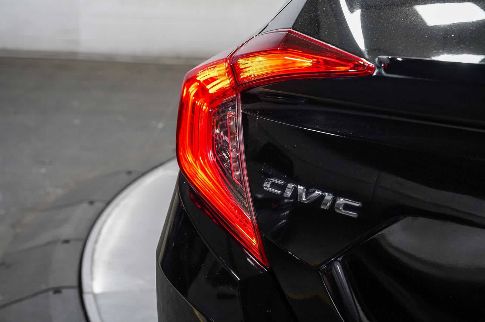 Thumbnail: 2018 Honda Civic - 11