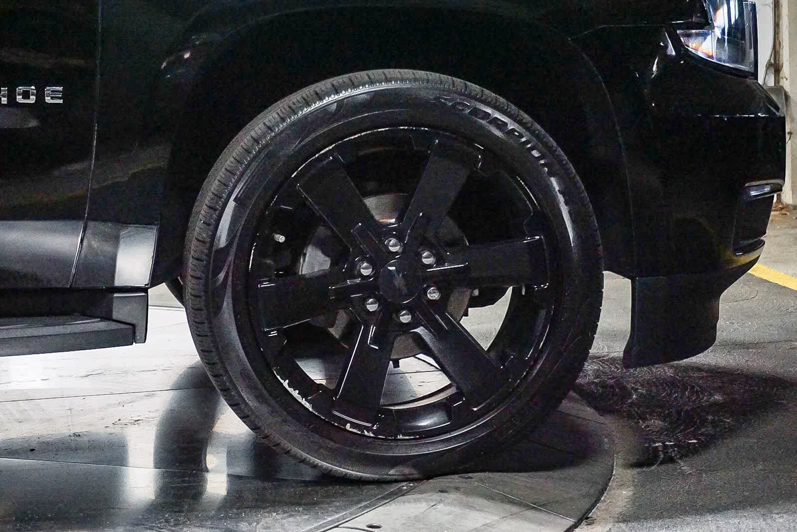 Thumbnail: 2016 Chevrolet Tahoe - 6