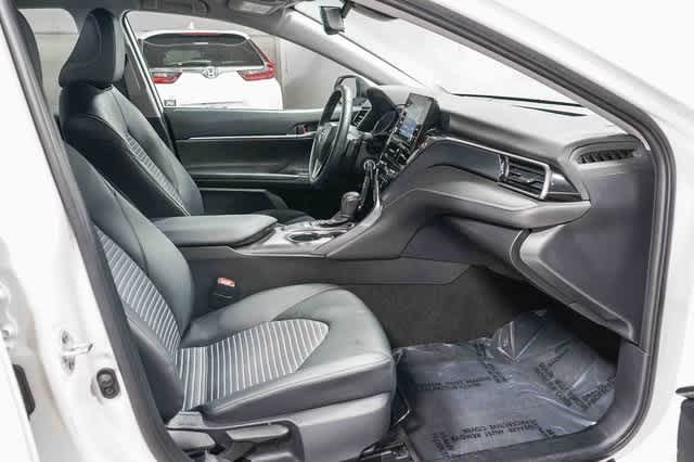 Thumbnail: 2023 Toyota Camry - 16