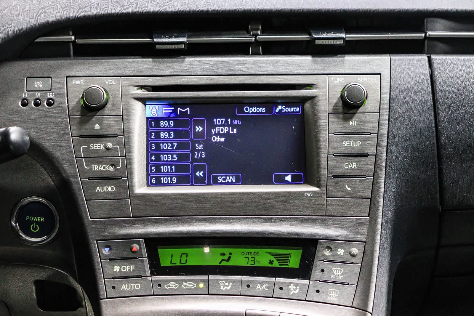 Thumbnail: 2015 Toyota Prius - 16