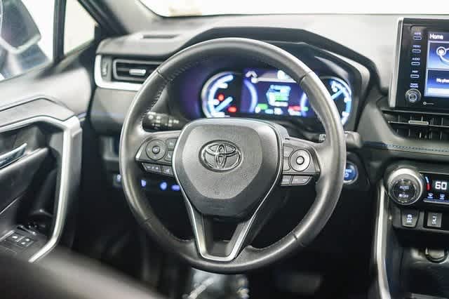Thumbnail: 2019 Toyota RAV4 - 17