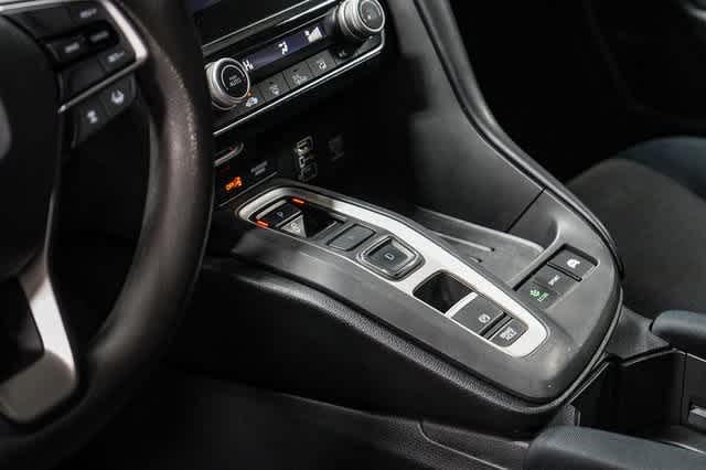 Thumbnail: 2019 Honda Insight - 23