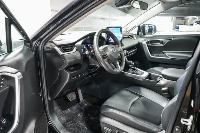 Thumbnail: 2023 Toyota RAV4 - 14