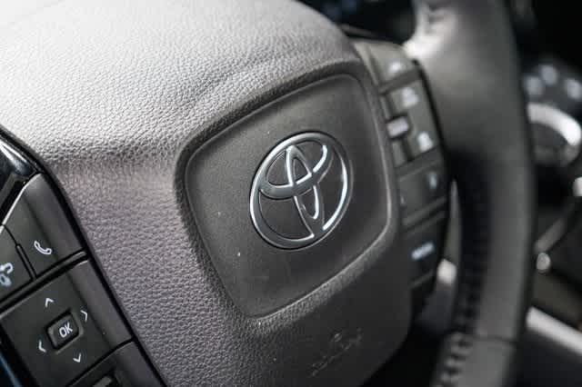 2024 Toyota bZ4X Limited 22