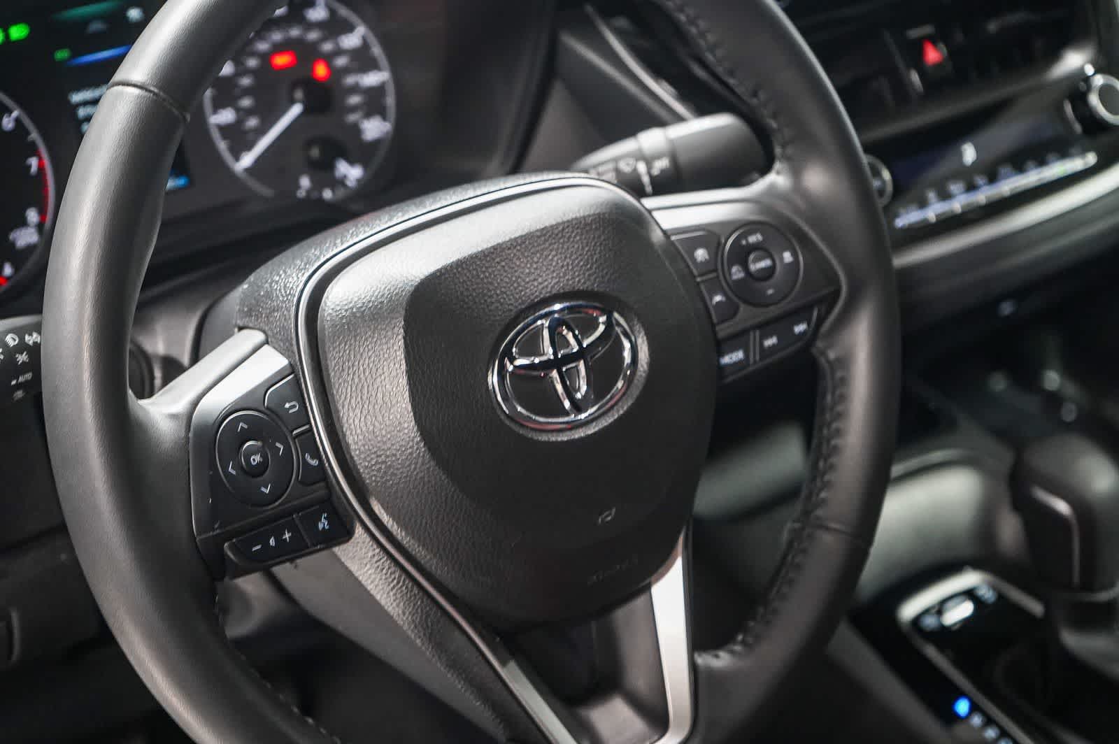 Thumbnail: 2025 Toyota Corolla - 21