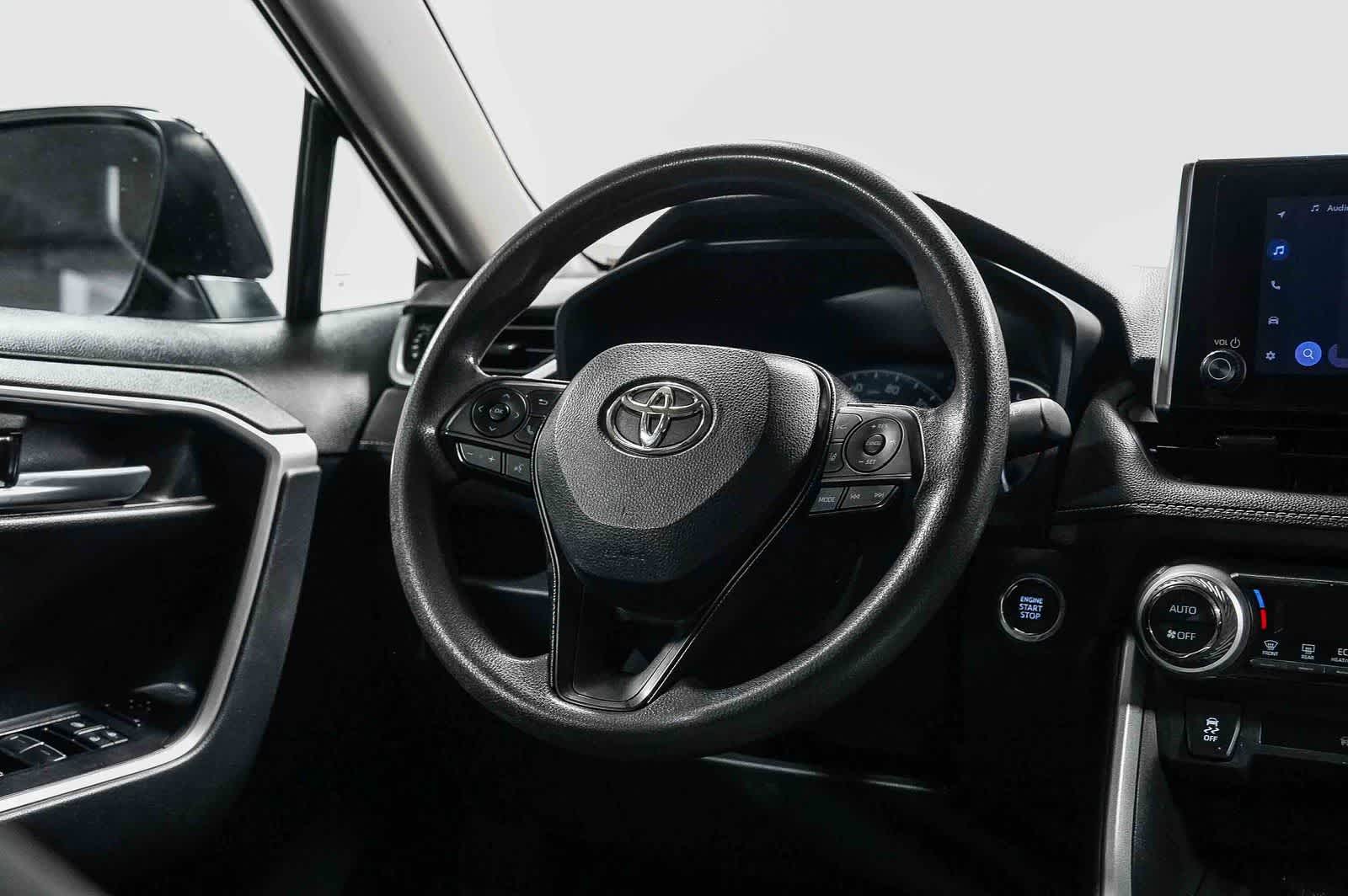 Thumbnail: 2023 Toyota RAV4 - 16