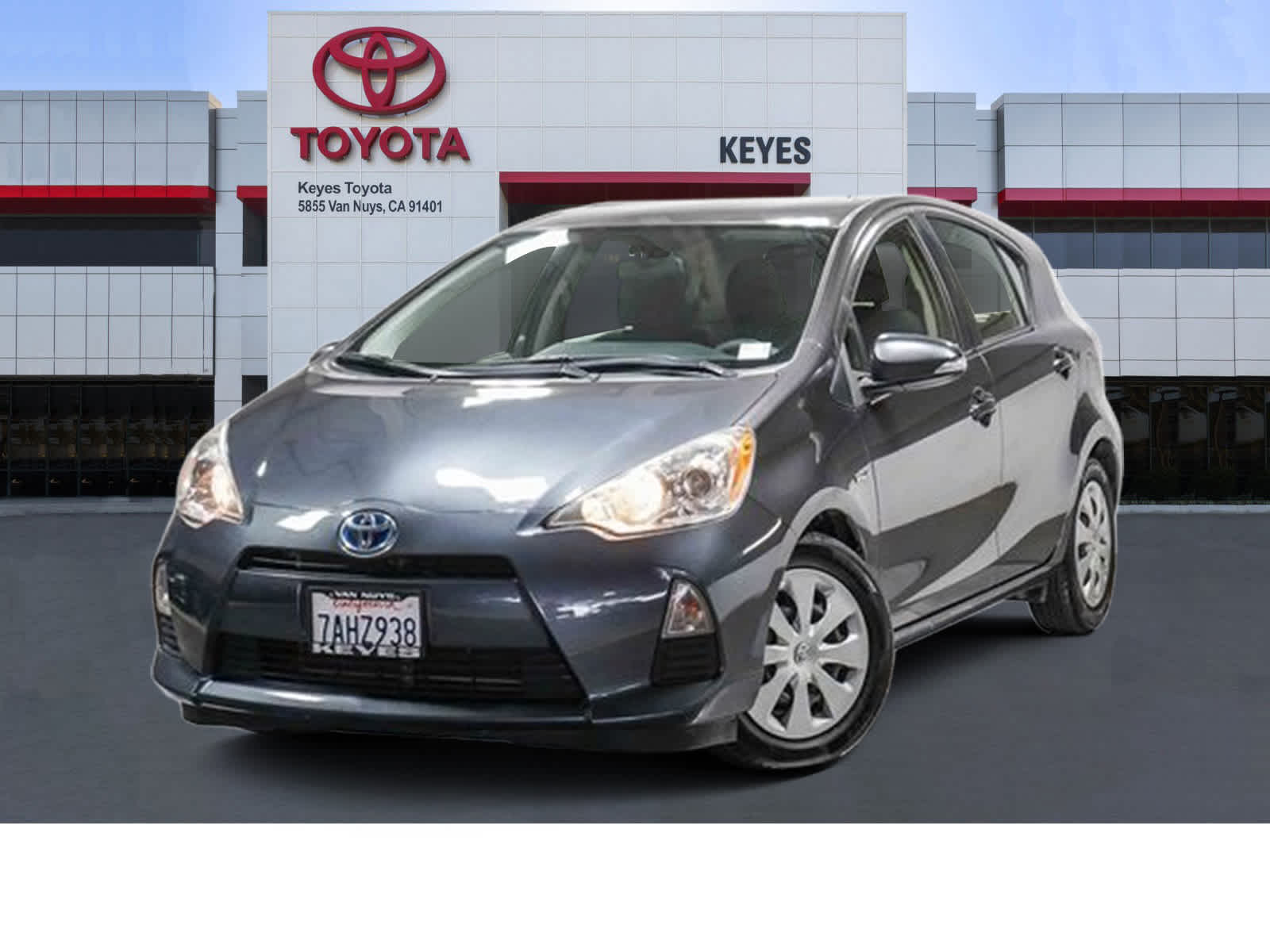 Thumbnail: 2012 Toyota Prius c - 1