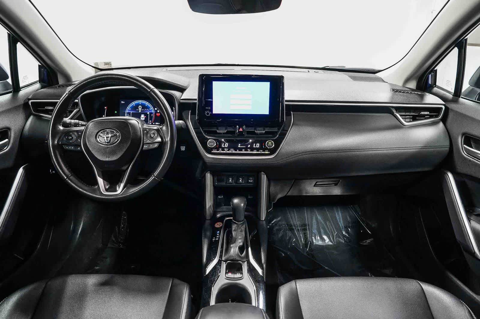 Thumbnail: 2024 Toyota Corolla Cross - 12