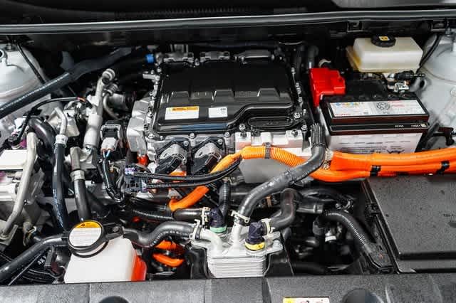 2024 Toyota bZ4X Limited 29