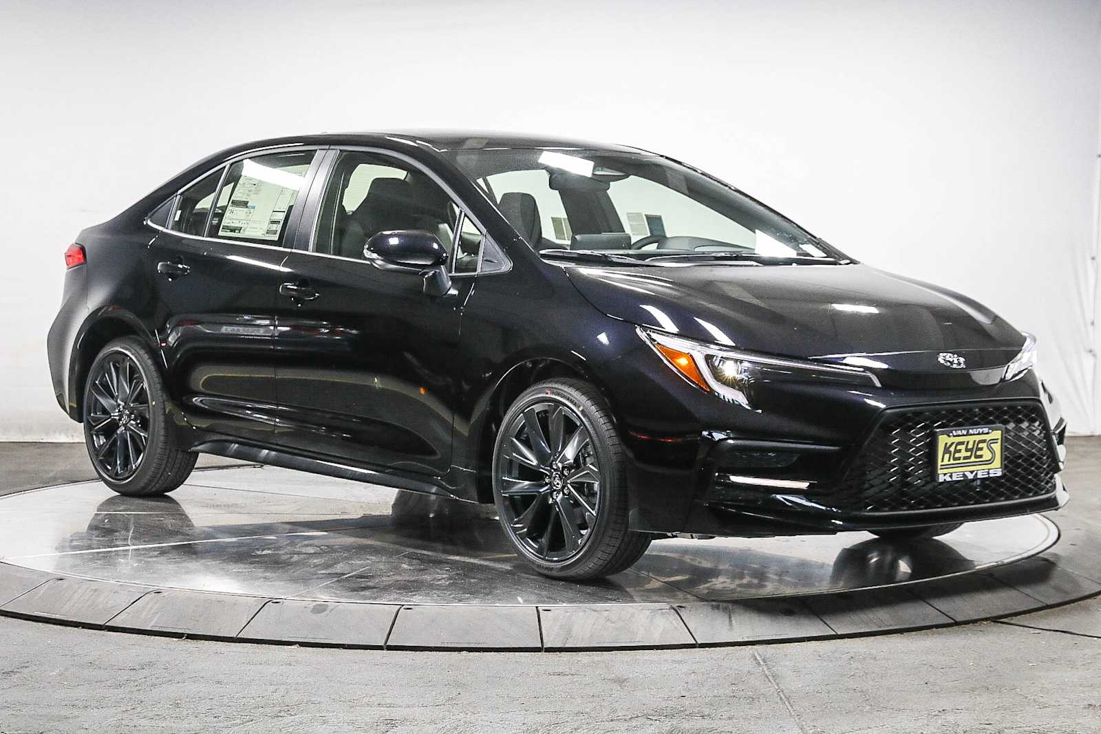 Thumbnail: 2025 Toyota Corolla - 5