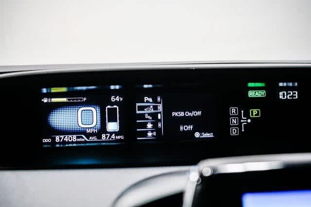 Thumbnail: 2021 Toyota Prius Prime - 26