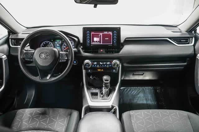 Thumbnail: 2021 Toyota RAV4 - 12