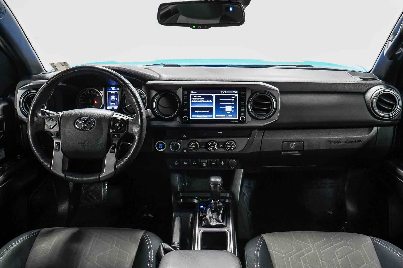 Thumbnail: 2020 Toyota Tacoma - 13