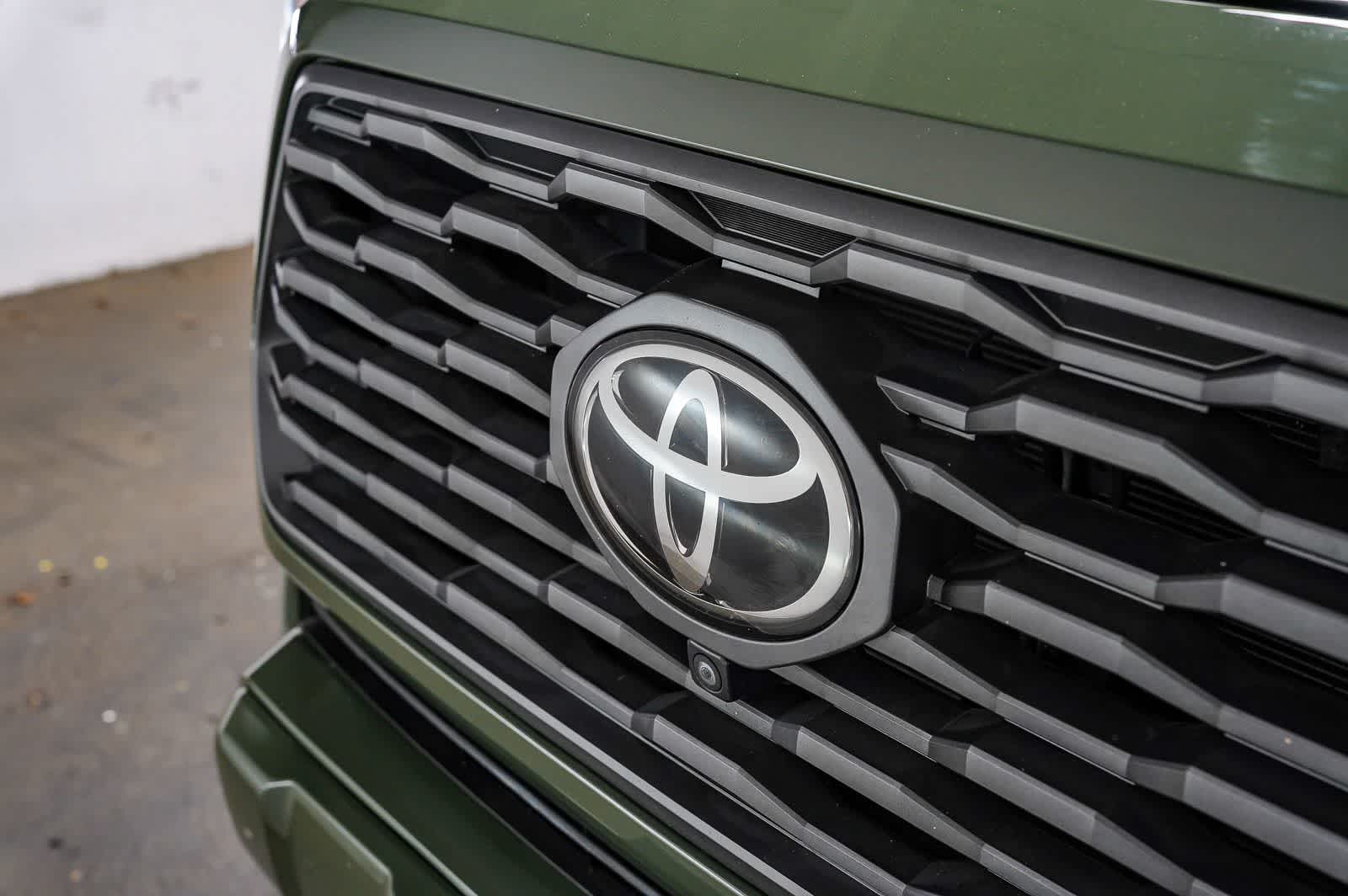 Thumbnail: 2021 Toyota Tacoma - 9