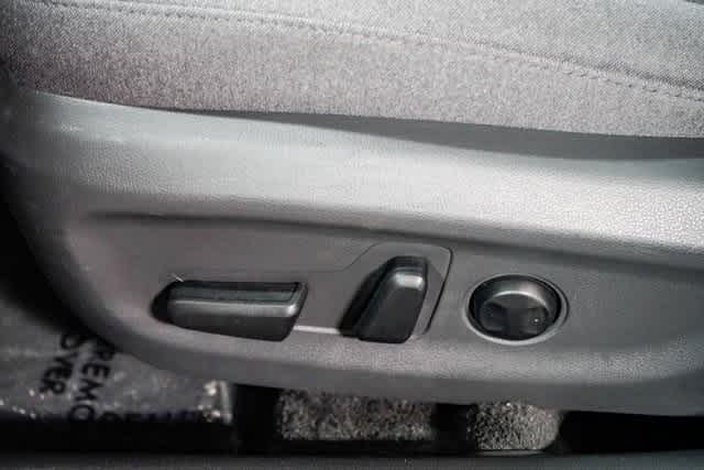 Thumbnail: 2020 Hyundai Ioniq - 19