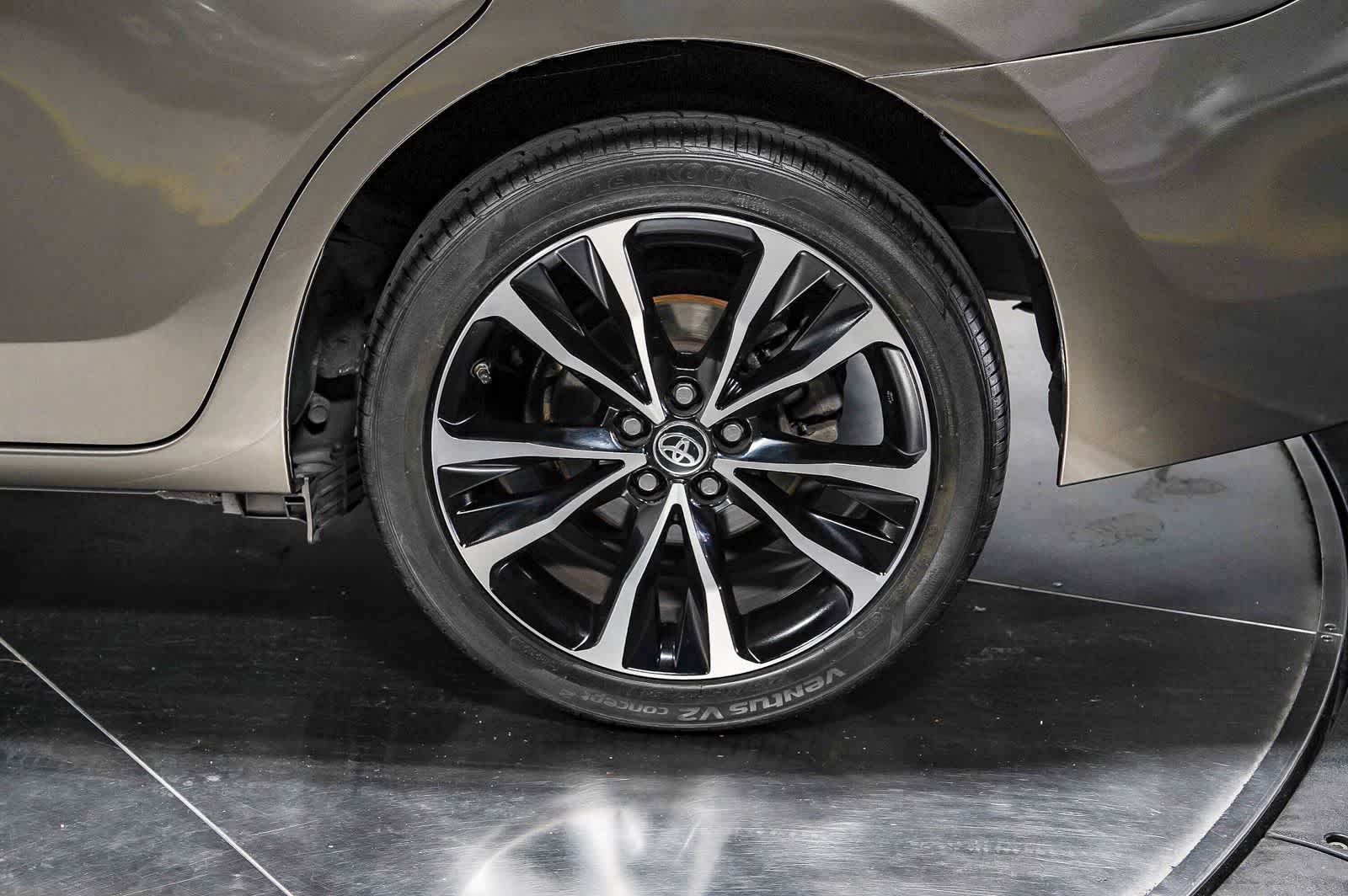 Thumbnail: 2018 Toyota Corolla - 11