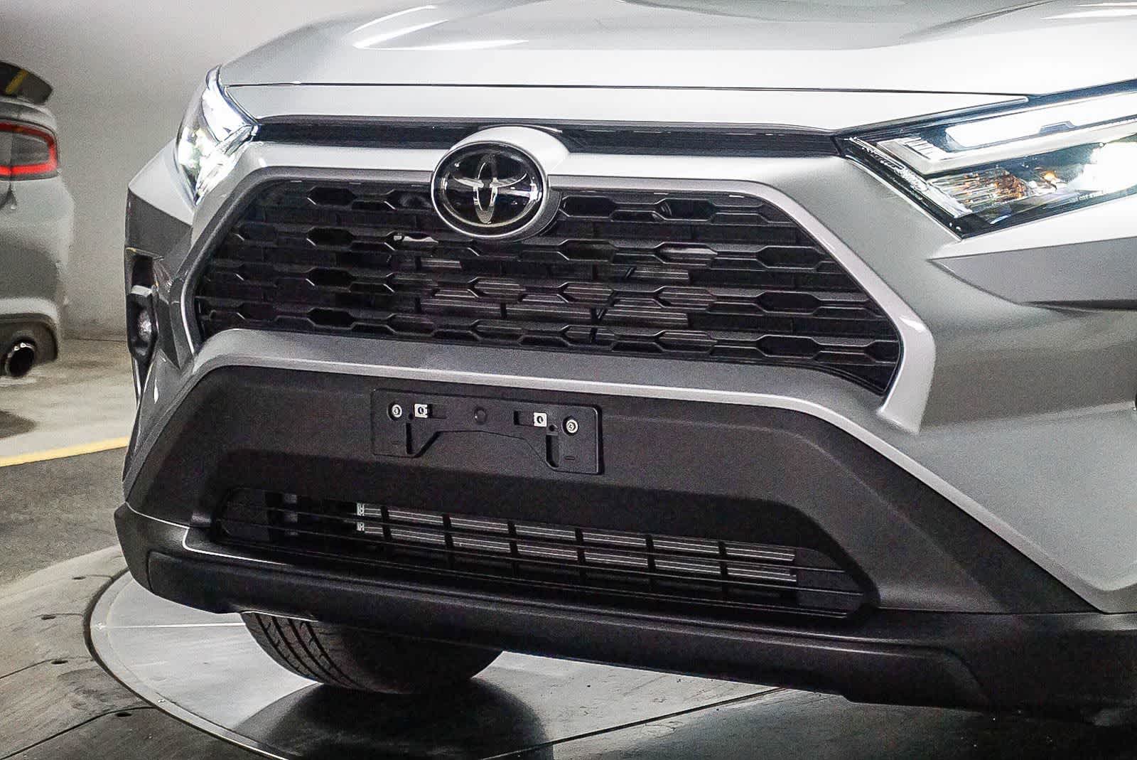 Thumbnail: 2025 Toyota RAV4 - 5
