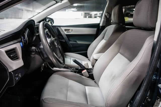 Thumbnail: 2016 Toyota Corolla - 17