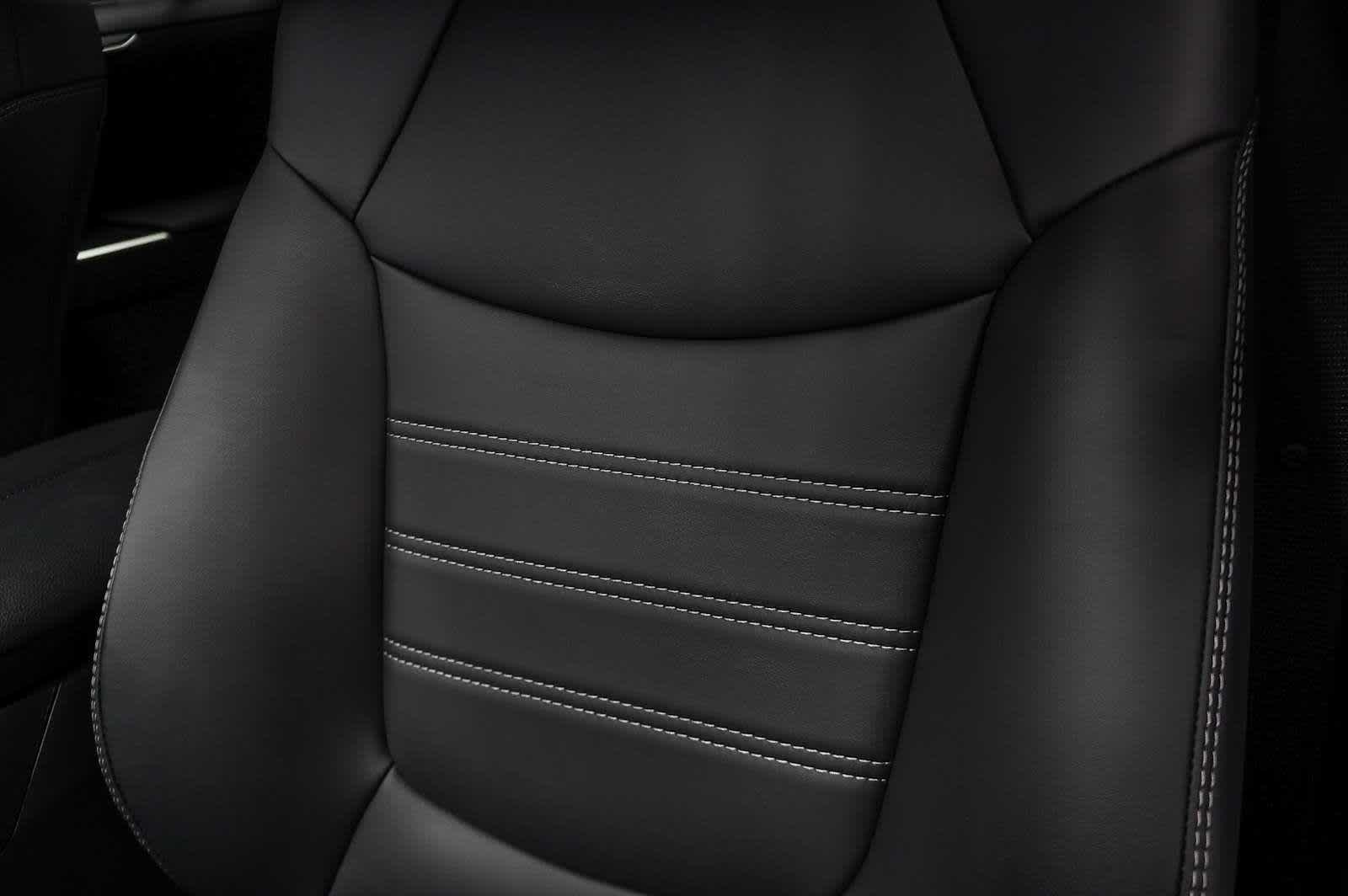 Thumbnail: 2025 Toyota RAV4 - 27