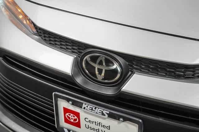 Thumbnail: 2023 Toyota Corolla - 9