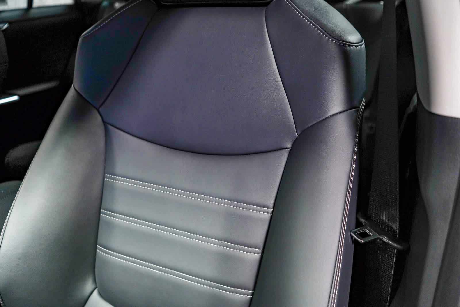 Thumbnail: 2025 Toyota RAV4 - 30