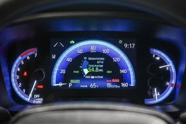 2022 Toyota Corolla LE 25