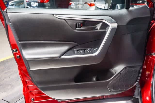 Thumbnail: 2024 Toyota RAV4 - 24