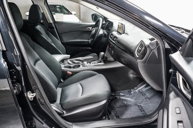2016 Mazda Mazda3 i Sport 16