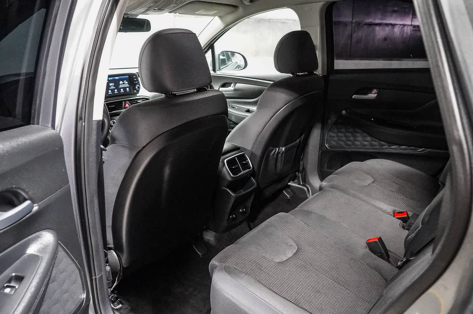 Thumbnail: 2019 Hyundai Santa Fe - 18