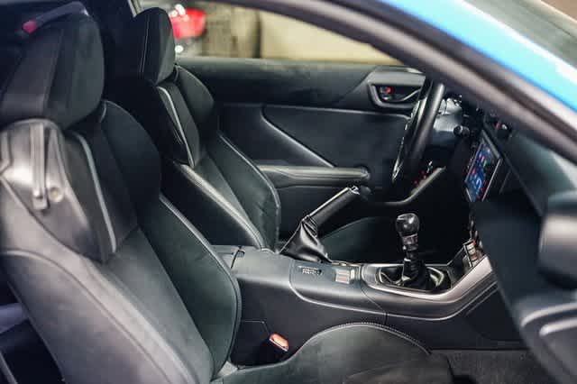 Thumbnail: 2023 Toyota GR86 - 16