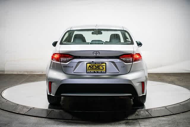 Thumbnail: 2021 Toyota Corolla - 4